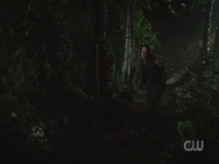 Arrow S08E03 iNTERNAL 480p x264-mSD [eztv]