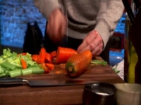 Beat Bobby Flay S18E13 Heavy Lifting 480p x264-mSD [eztv]