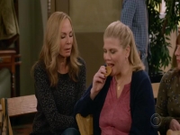 Mom S08E08 480p x264-mSD EZTV