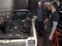 Roadkill S07E04 Ice Drag Racing Redemption 480p x264-mSD [eztv]