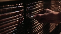 Salt Fat Acid Heat S01E02 720p WEB X264-AMRAP [eztv]