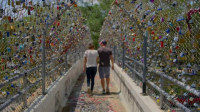 Love Is Blind S05E08 XviD-AFG EZTV Love Is Blind S05E08 XviD-AFG EZTV