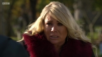 EastEnders 2020 12 25 WEB h264-WEBTUBE EZTV