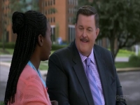 Bob Hearts Abishola S02E01 480p x264-mSD EZTV
