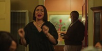 Loot S01E08 720p HEVC x265-MeGusta EZTV
