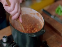 Jamie Keep Cooking at Christmas S01E02 480p x264-mSD EZTV
