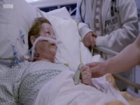 Critical Inside Intensive Care S01E03 INTERNAL 480p x264-mSD [eztv]